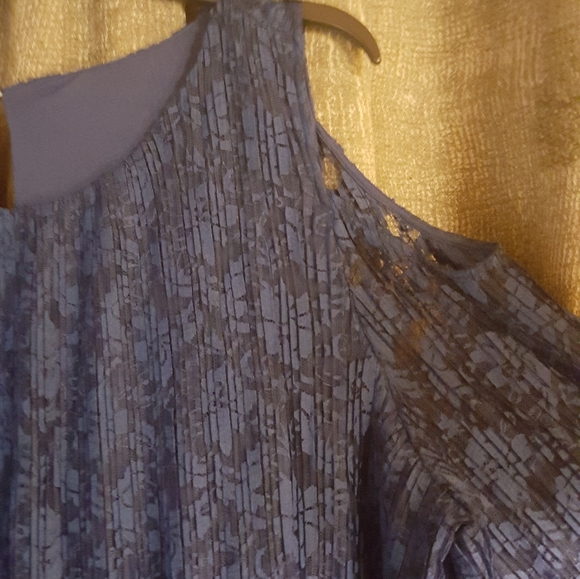 Blouse - Picture 4 of 5